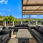 Panoramic Beachfront Island Views King Size Terrace Apartmán *