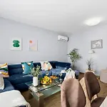 Panoramic Beachfront Island Views King Size Terrace