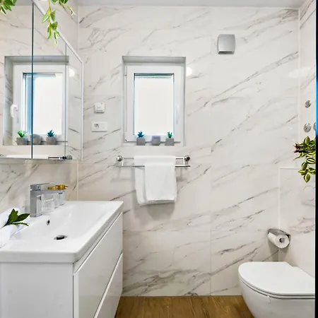 Panoramic Beachfront Island Views King Size Terrace *