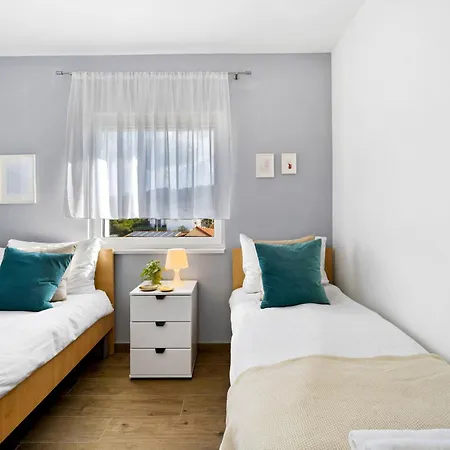 Panoramic Beachfront Island Views King Size Terrace Zaboric