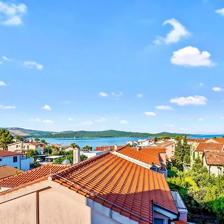 Panoramic Beachfront Island Views King Size Terrace ザボリッチ