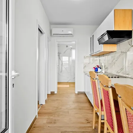 Panoramic Beachfront Island Views King Size Terrace アパート