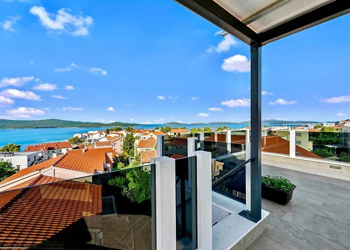 Panoramic Beachfront Island Views King Size Terrace *