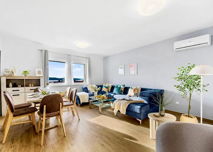 Panoramic Beachfront Island Views King Size Terrace Daire