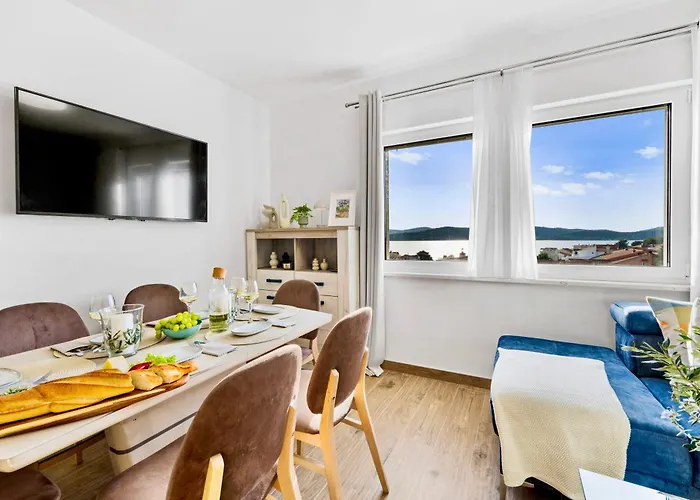 Panoramic Beachfront Island Views King Size Terrace アパート ザボリッチ