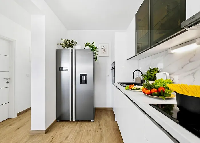 Daire Panoramic Beachfront Island Views King Size Terrace