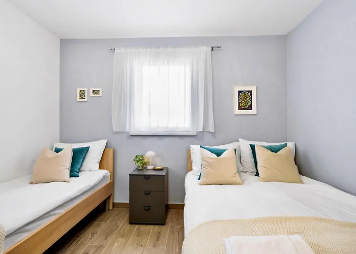 Daire Panoramic Beachfront Island Views King Size Terrace *