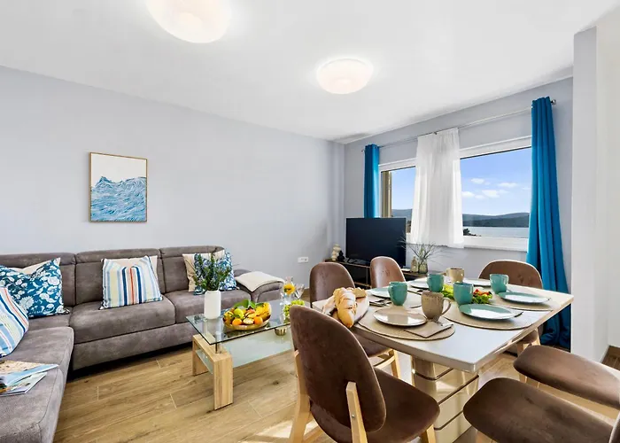 Panoramic Beachfront Island Views King Size Terrace Zaboric