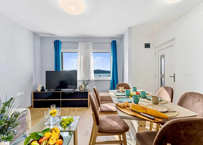 Panoramic Beachfront Island Views King Size Terrace アパート