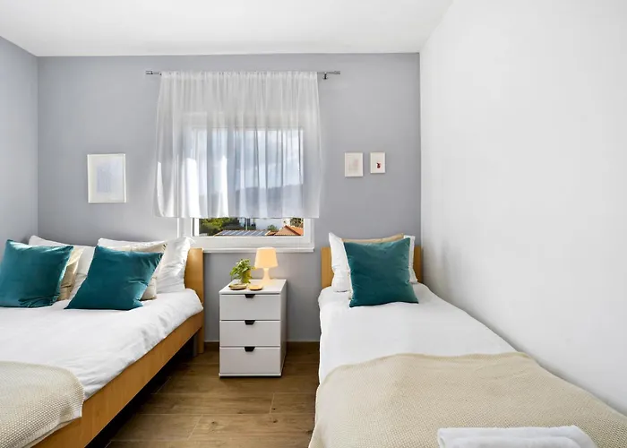 Panoramic Beachfront Island Views King Size Terrace ザボリッチ