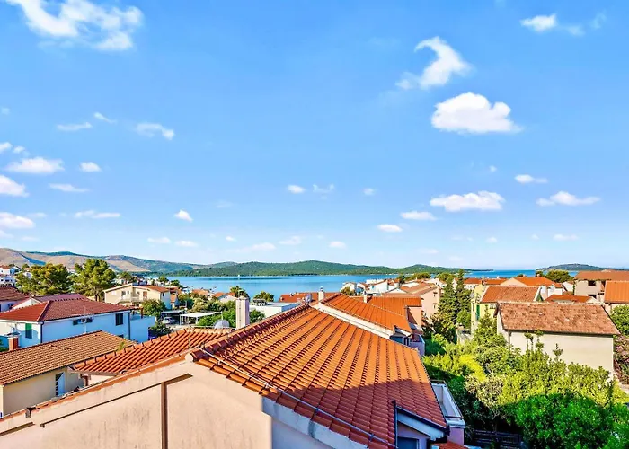 Panoramic Beachfront Island Views King Size Terrace ザボリッチ