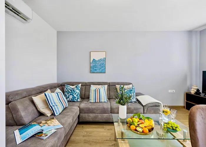 Panoramic Beachfront Island Views King Size Terrace アパート